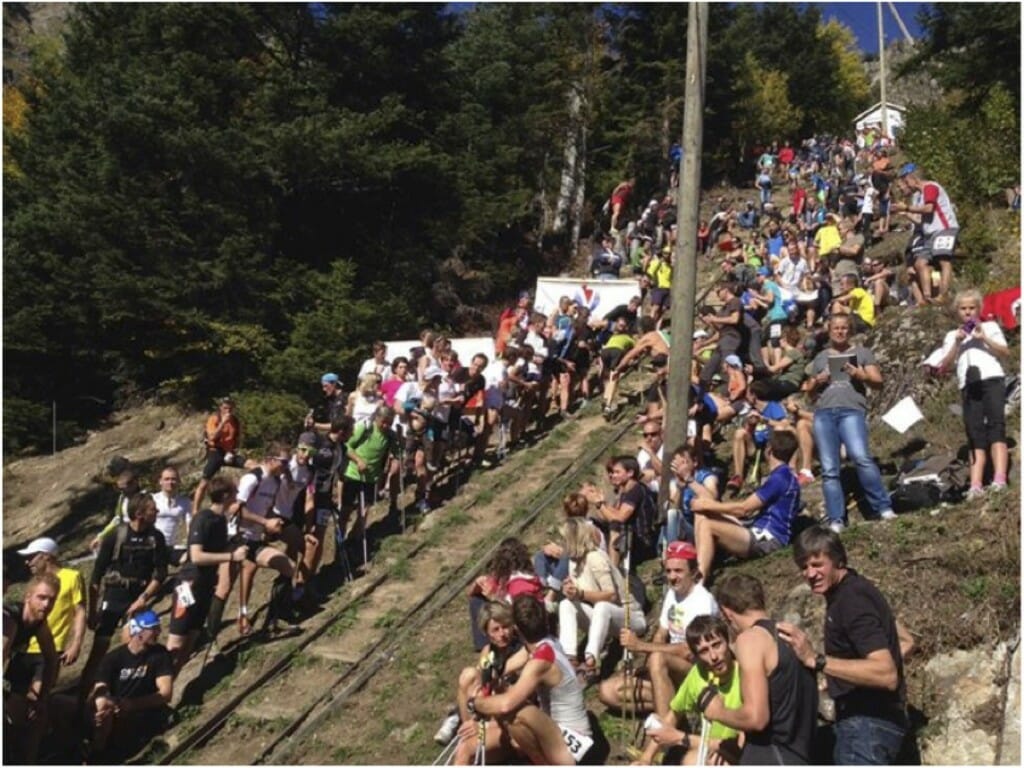 Onlookers cheer on racers at the top of the Fully race course. Photo courtesy of Didier Ançay.