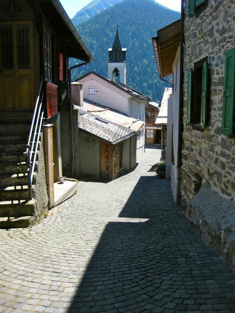 One section of the race course passes through the high alp village of Mex, along these cobblestone roads.