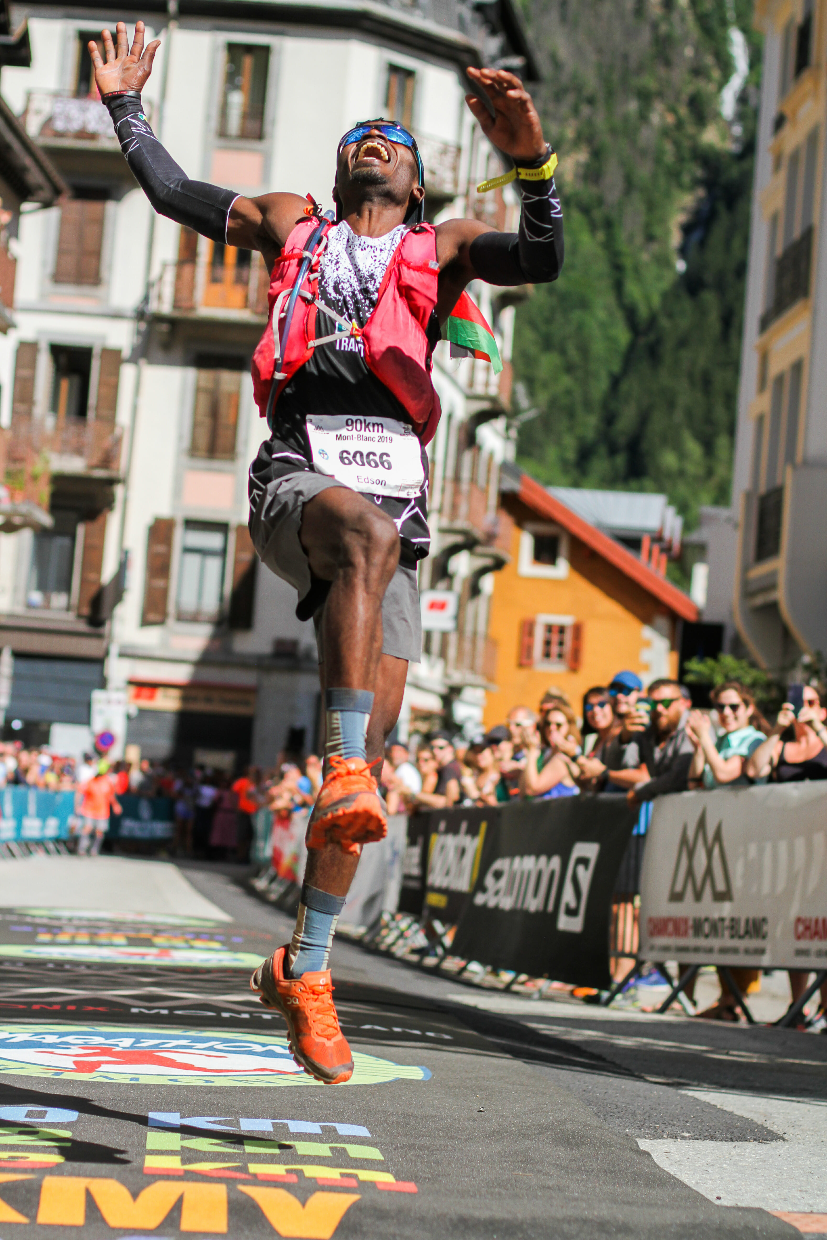 Edson Kumbwamba crossing the finish line of 2019 90k du Mont Blanc (Photo: Chase Willie)