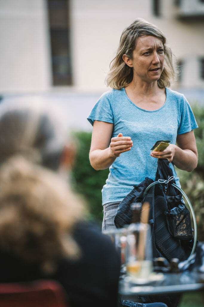 Guide Emily Geldard briefs a Run the Alps group