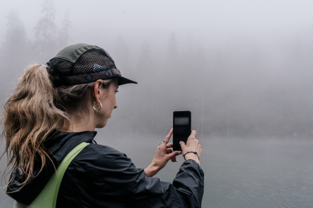 phones and trail running